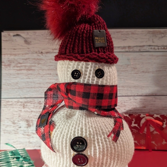 Handmade Other - ☃️☃️☃️13x8 Handmade Knit Snowman with Red Hat and Scarf